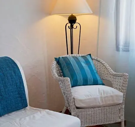 Casa Da Mesa Redonda * Lagos