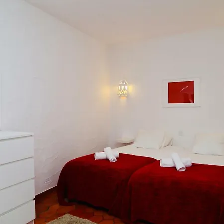 Casa Da Mesa Redonda Apartment Lagos